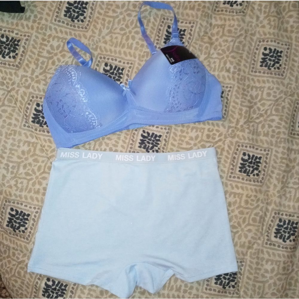 Randombraandpanty Set